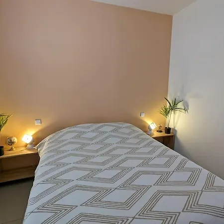 Vue Proche 10 Personnes Saint-Raphaël