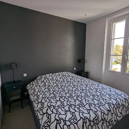 Vue Proche 10 Personnes Villa Saint-Raphael (Var)