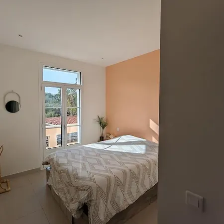 Vue Proche 10 Personnes Villa *