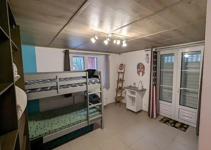 Villa Vue Proche 10 Personnes *