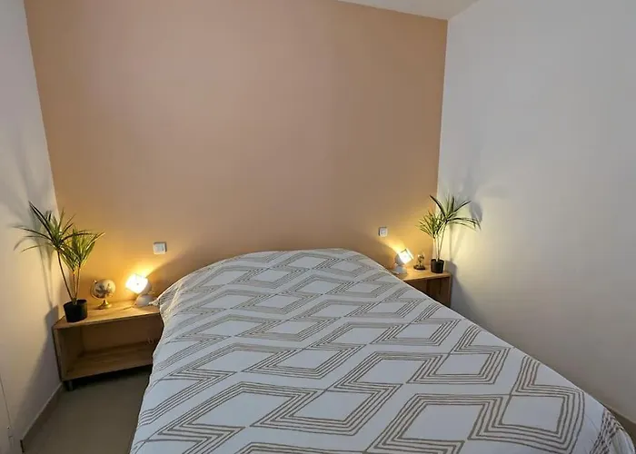 Vue Proche 10 Personnes Saint-Raphaël